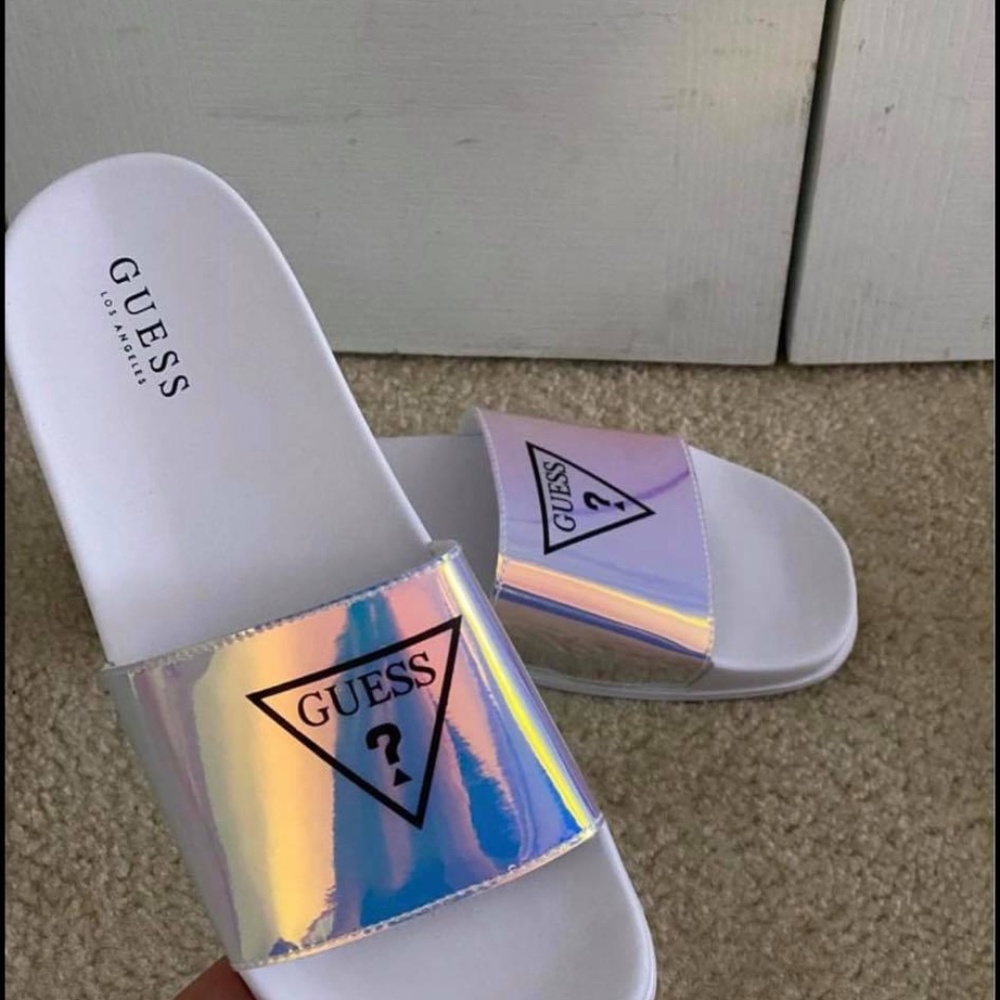 BRAND NEW GUESS SLIPPERS / FLAT SHOES
